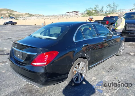 2015 Mercedes-Benz C 300 from USA, damaged, VIN 55SWF4JB5FU086334